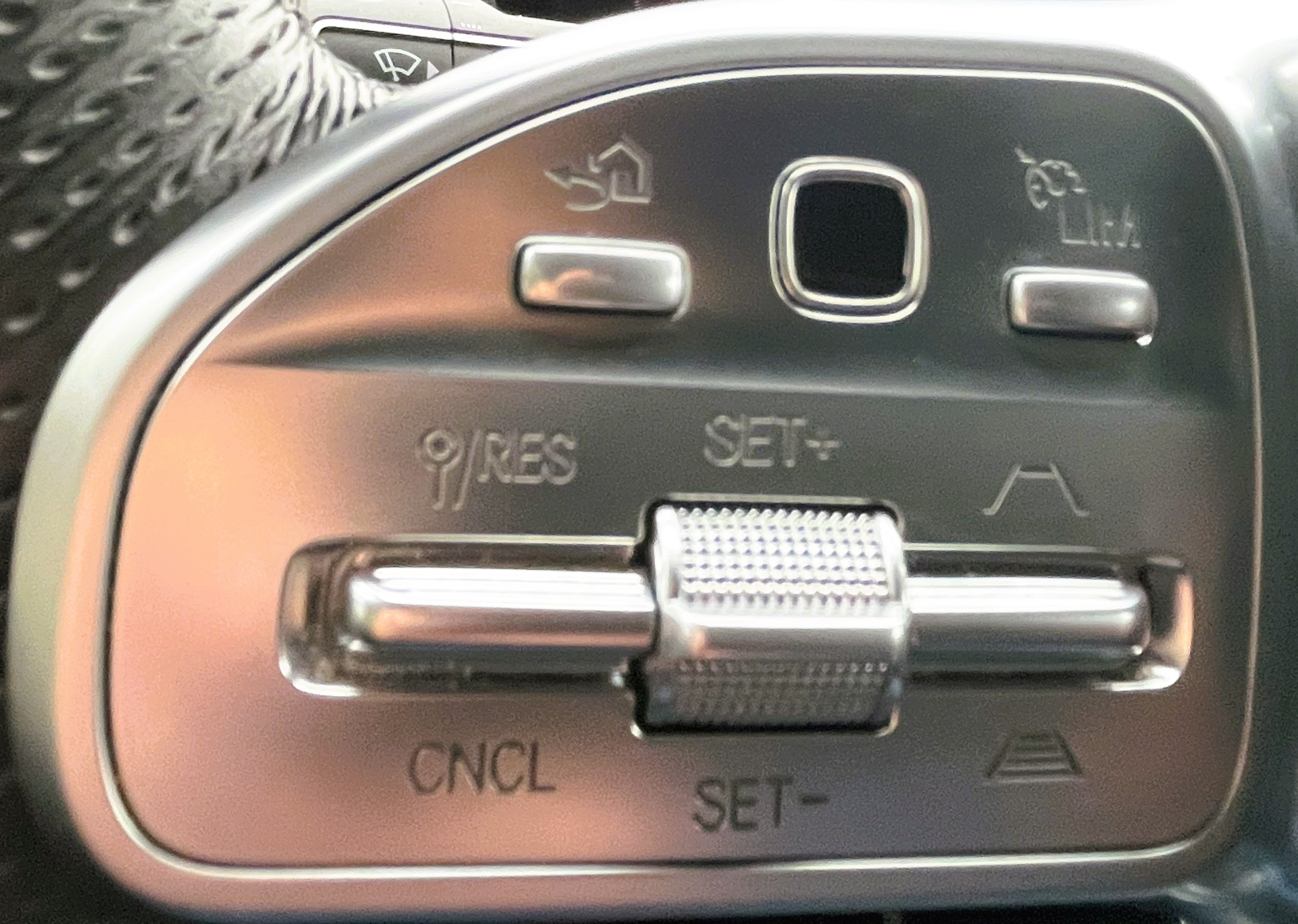 
								Mercedes-Benz Gle 400d 4Matic voll									